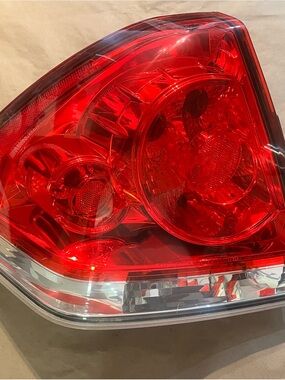 2006-2013 Chevy Impala Driver-Side OEM Tail Light Assembly